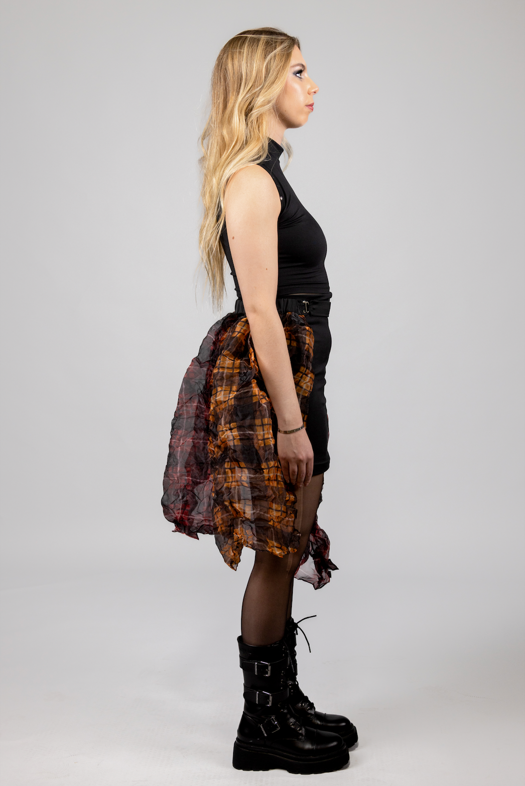 CONJUNTO FALDA & TOP NEGRO + CINTURON