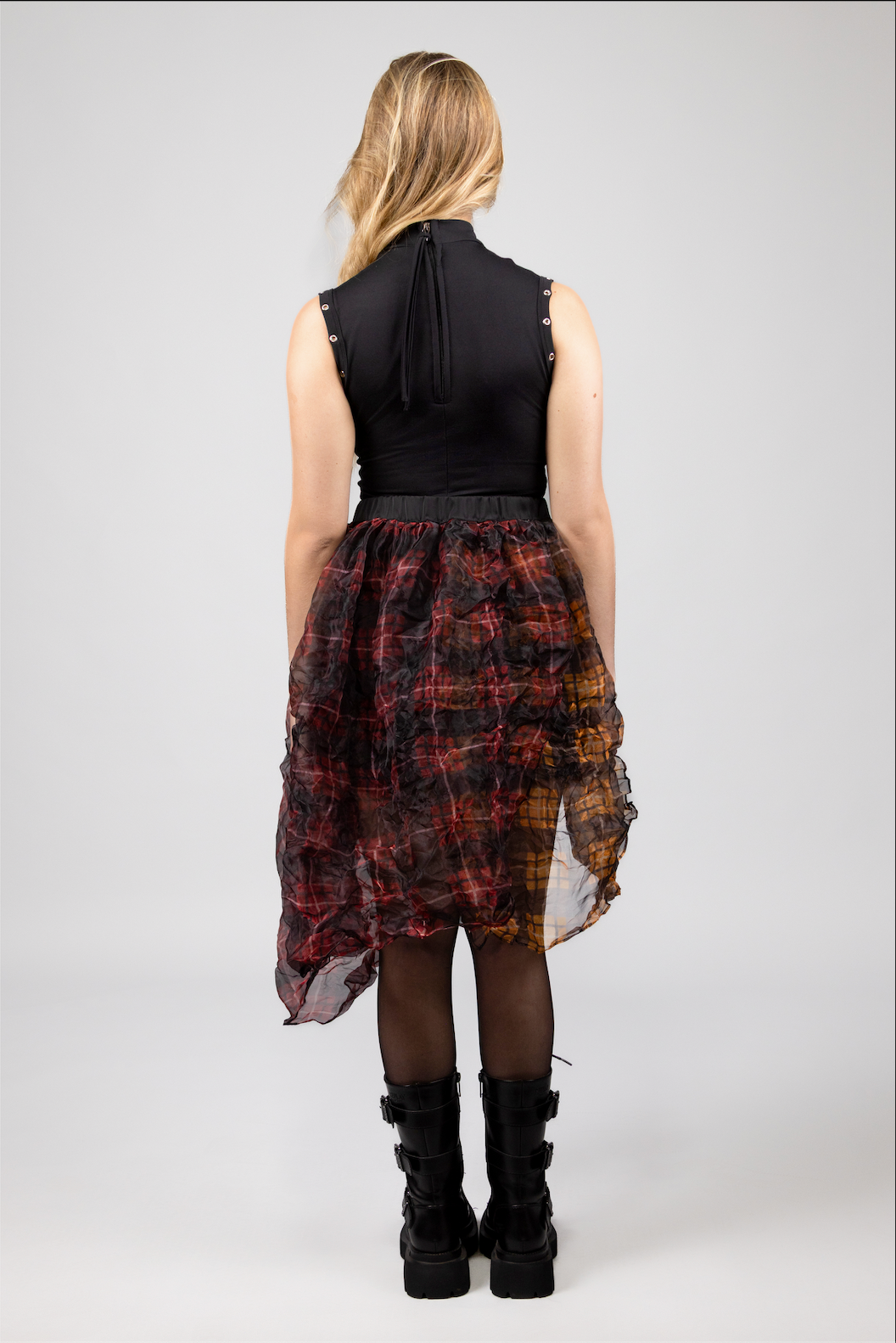 CONJUNTO FALDA & TOP NEGRO + CINTURON